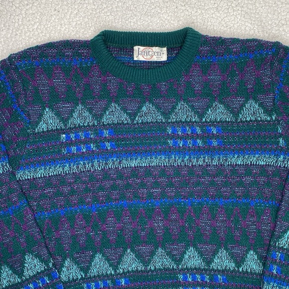 Vintage Jantzen Fair Isle Knitted Sweater: Size Medium - Picture 3 of 9